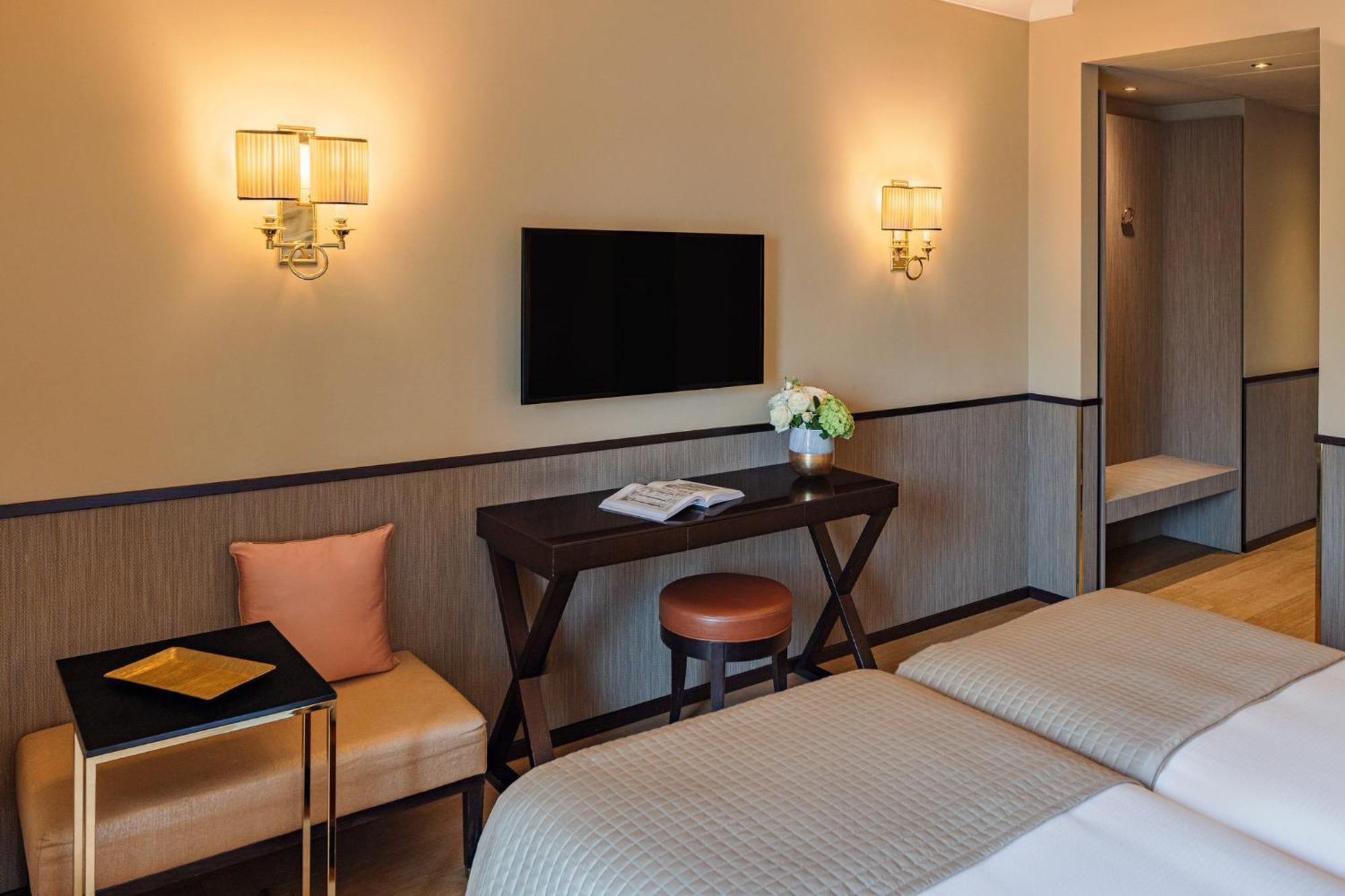Starhoteles Michelangelo Roma Exterior foto
